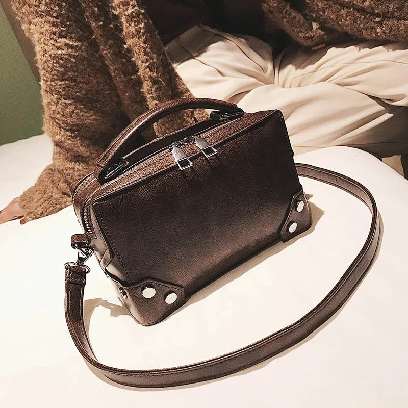 bags : Maya | Sac Bandoulière Femme Cuir Vintage Élégant in Café van Seroa
