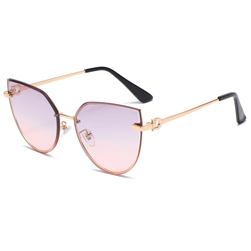 other : Dorothea | Lunettes de Soleil Femme Cat Eye Métal in Tissu libre Gris Rose van Seroa