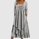 dresses : Lainey – Robe Midi Bohème à Couches avec Détail Cœur in Gris clair van Seroa