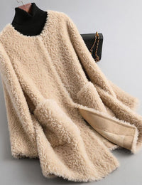 Damen-Wintermantel aus Lammfell Herbstkollektion