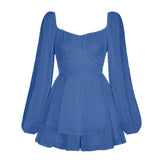 dresses : Isla – Robe mini romantique à volants avec manches bouffantes in Bleu van Seroa