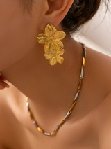 other : Odette | Boucles d'oreilles Pendantes Femme Or Fleur in van Seroa