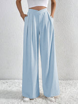 Pantalons pour femmes : Cora | Pantalon Fluide Femme Taille Haute avec Plis in Bleu clair van Seroa
