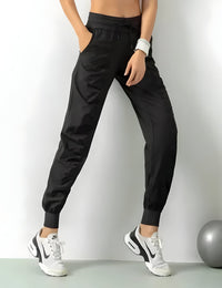 Leichte Damen-Sporthose aus Polyester