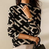 Pull Femme Élégant en Tricot Moderne 1