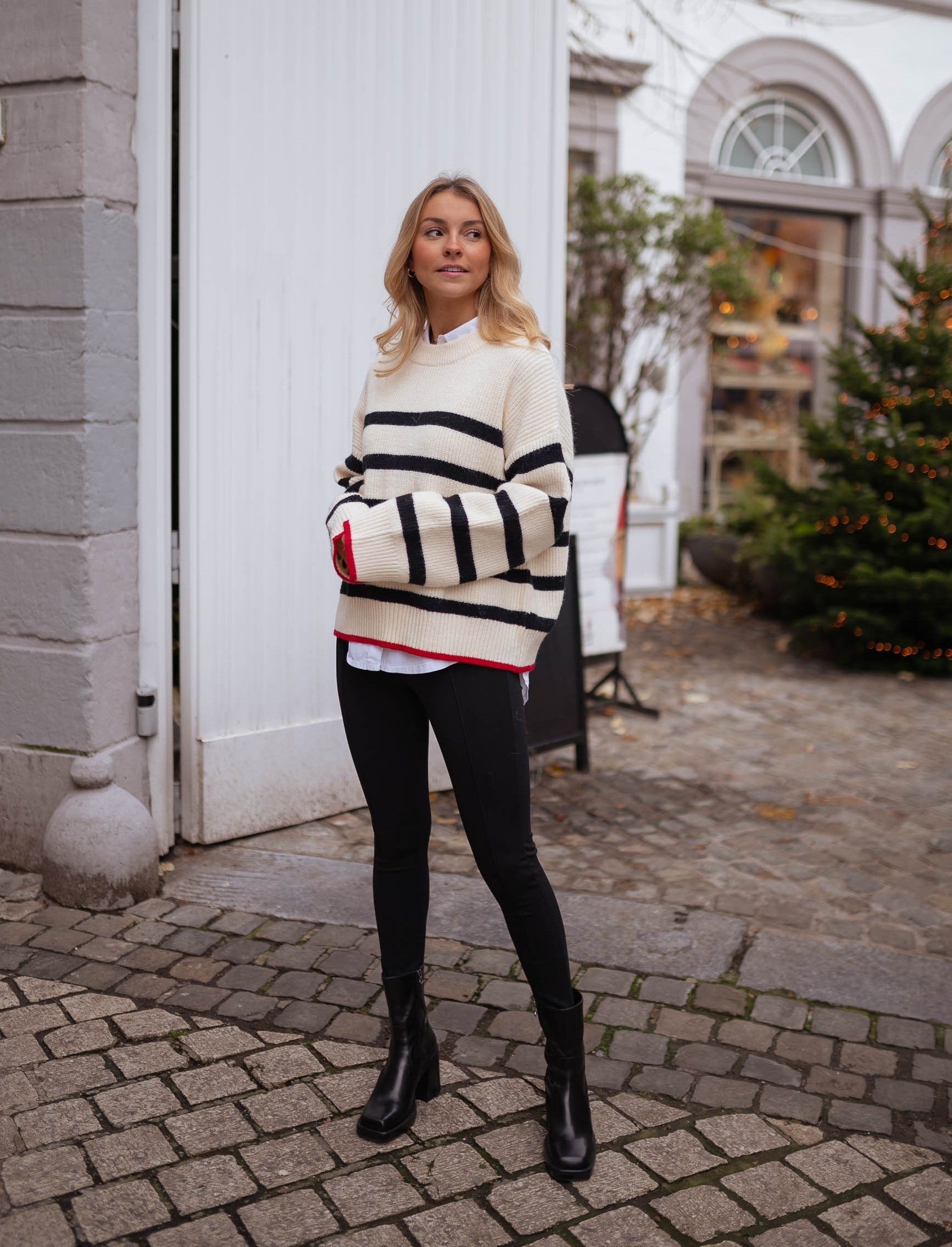Pull Femme Rayé Élégant à Manches Longues 1
