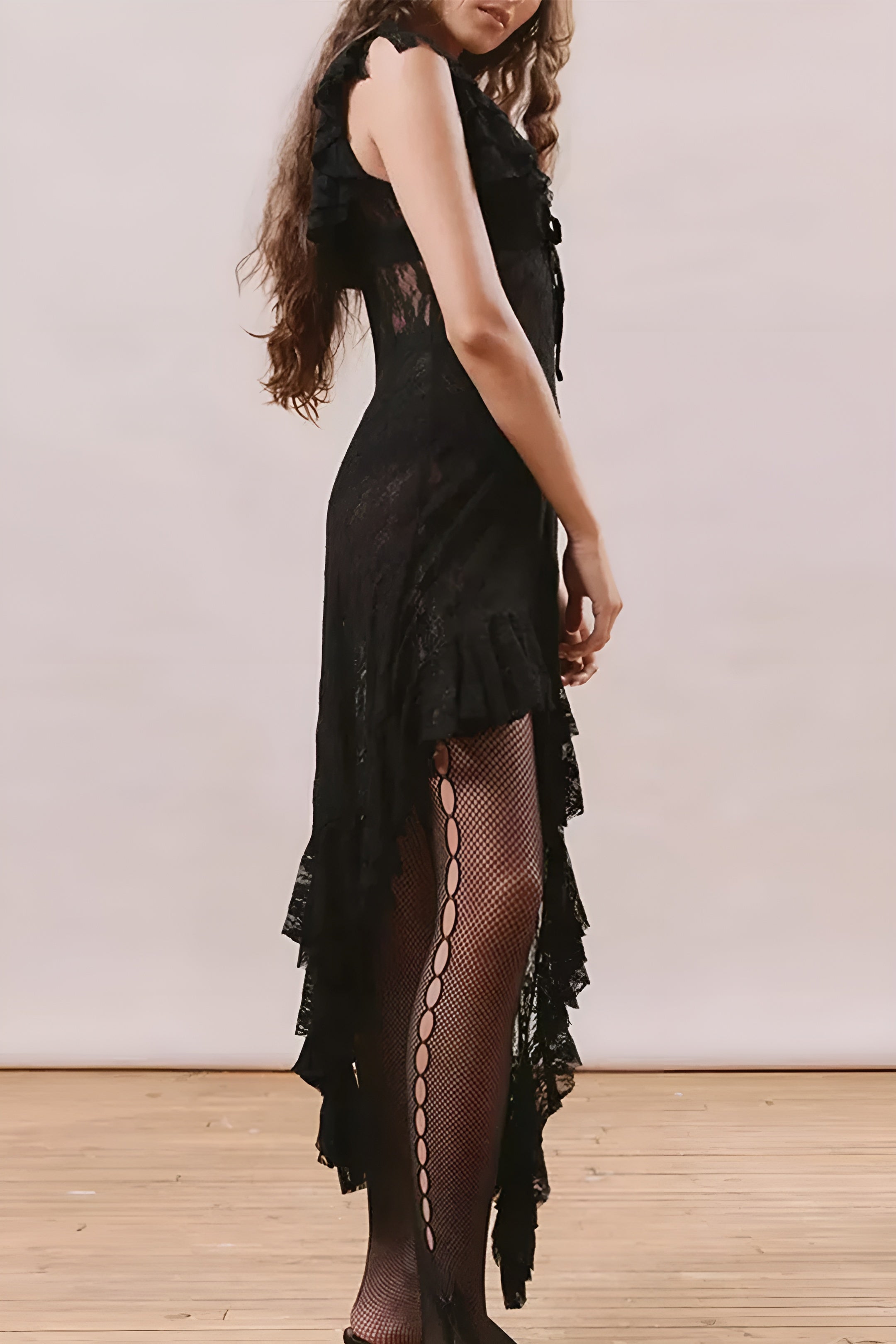 Robe Femme Midi Asymétrique en Dentelle 1