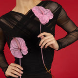 top blouses : Elena - Top croisé en tulle, Manches Longues et Ajusté in van Seroa