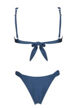 swimwear : Valeria - Bikini Balconnet en Satin Élégant avec Bas Échancré in van Seroa