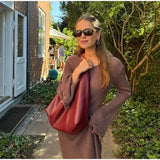 dresses : Serena – Robe Maxi Élégante en Maille avec Manches Évasées et Dos Ouvert in van Seroa