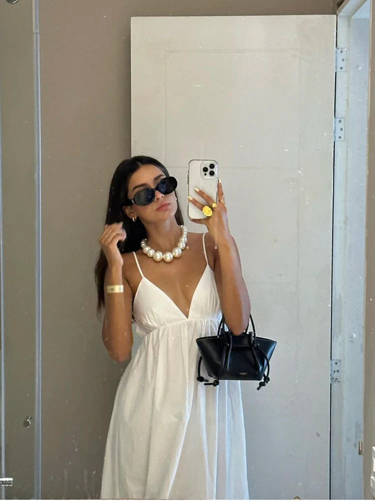 dresses : Sienna - Robe Maxi Blanche d'Été avec Dos Nu et Bretelles Fines in van Seroa