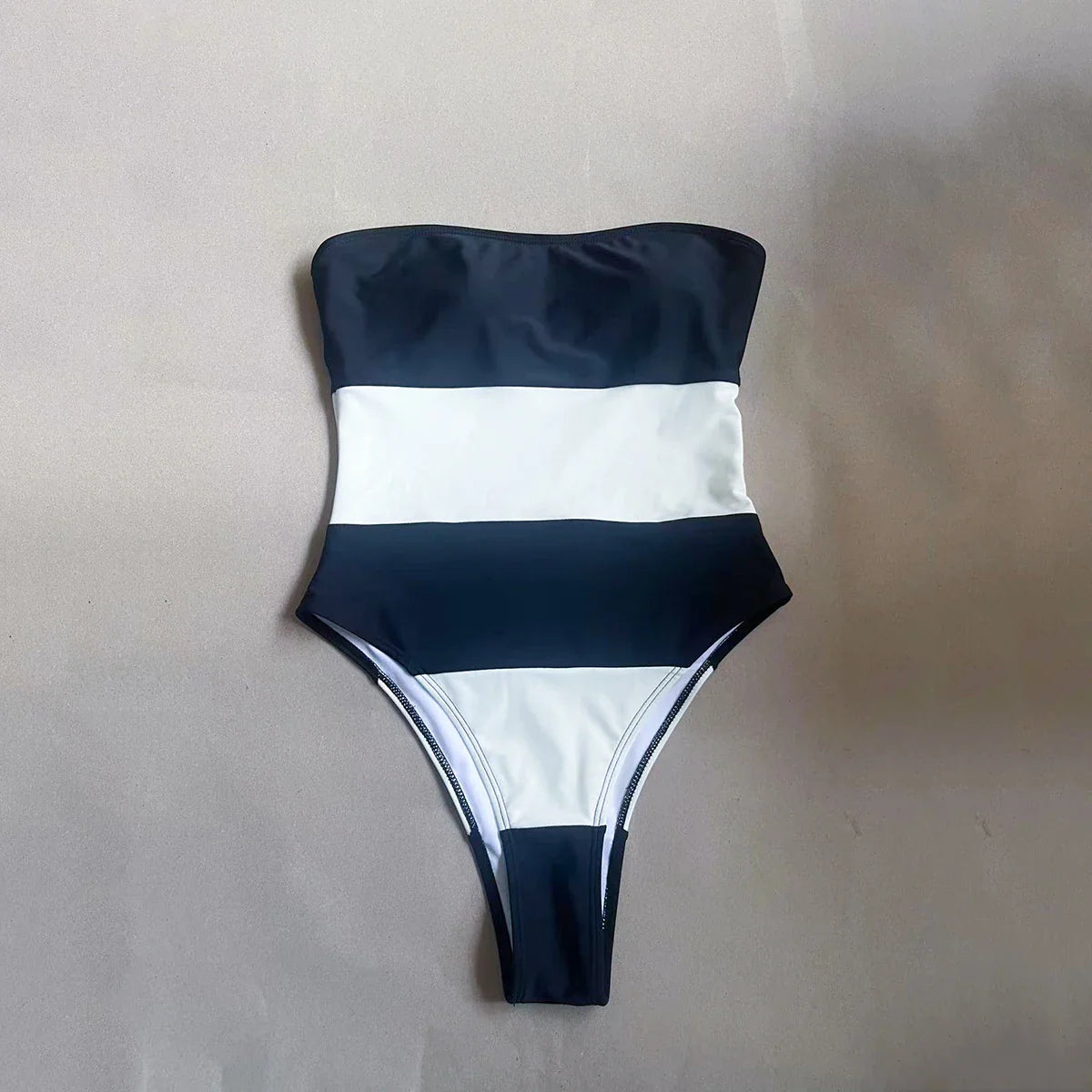 swimwear : Ella - Maillot de Bain une Pièce Bandeau, Coupe élégante et Minimaliste in van Seroa