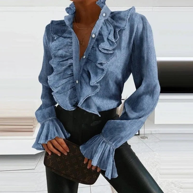 top blouses : Céleste – Blouse Élégante à Volants avec Manches Statement in Bleu van Seroa
