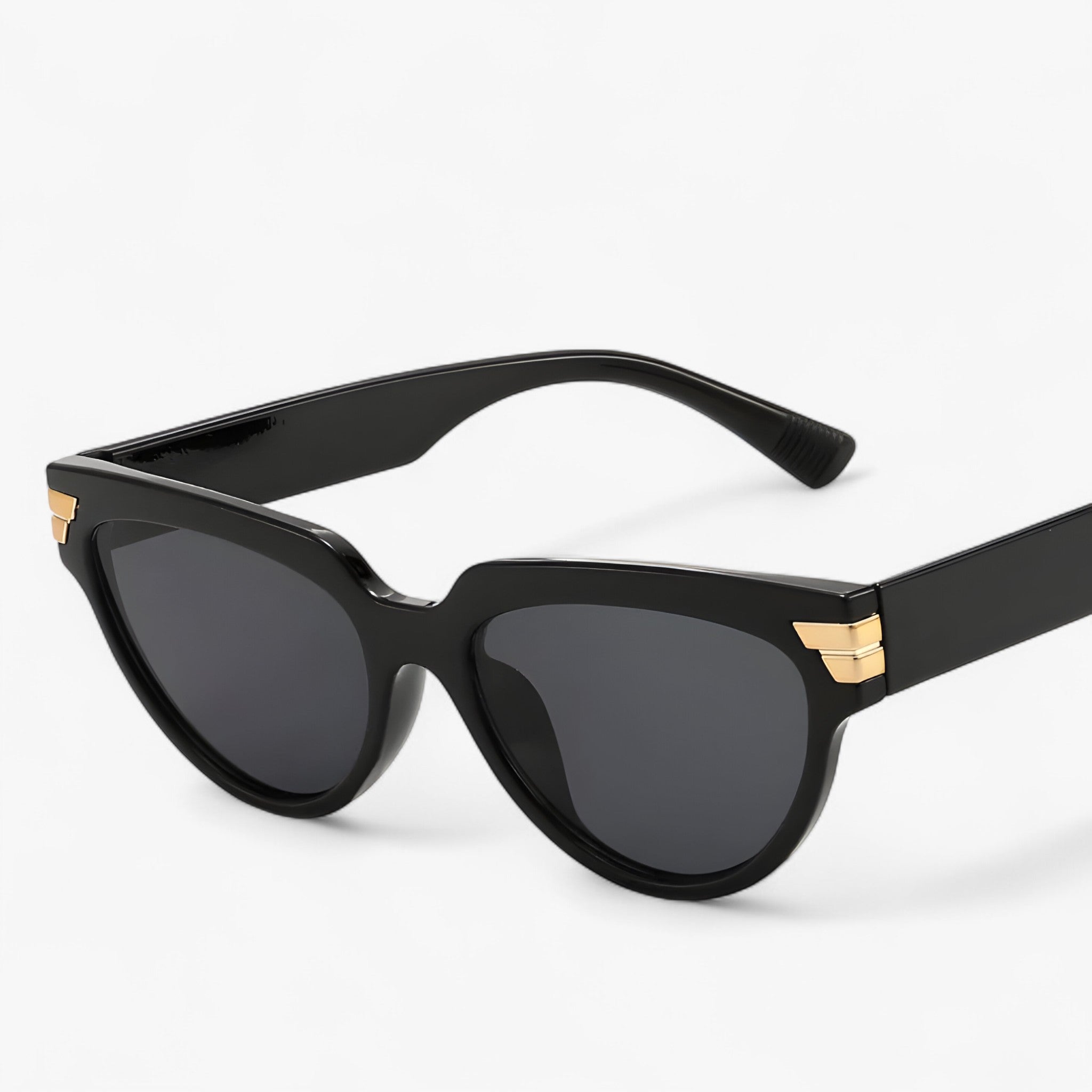 other : Edina | Lunettes de Soleil Cat Eye Femme in NoirGris tissu libre van Seroa
