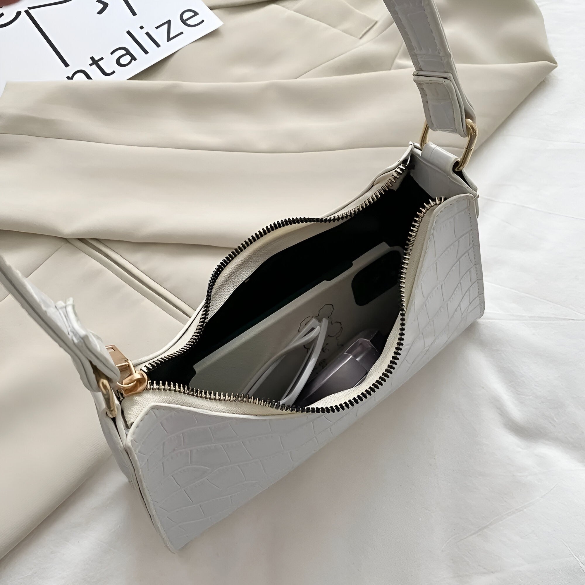 Sacs à main : Slyvia | Sac à main femme en cuir PU élégant et pratique in van Seroa