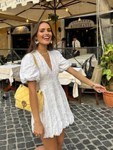 dresses : Chiara – Robe courte à manches bouffantes brodées et décolleté en V in XL van Seroa