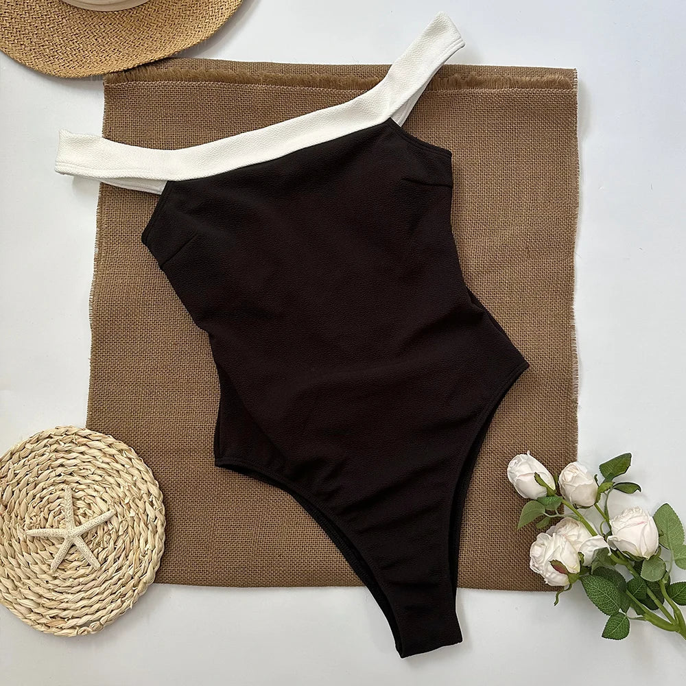 swimwear : Elena – Maillot de Bain Élégant Épaules Dénudées avec Finitions Contrastantes in van Seroa