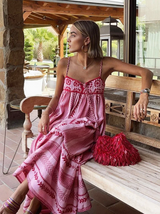 dresses : Lina – Robe longue bohème fluide brodée in van Seroa