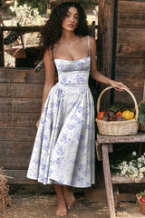 dresses : Selena – Robe Midi Élégante À Bretelles Fines Inspirée Du Style Vintage in Lila van Seroa