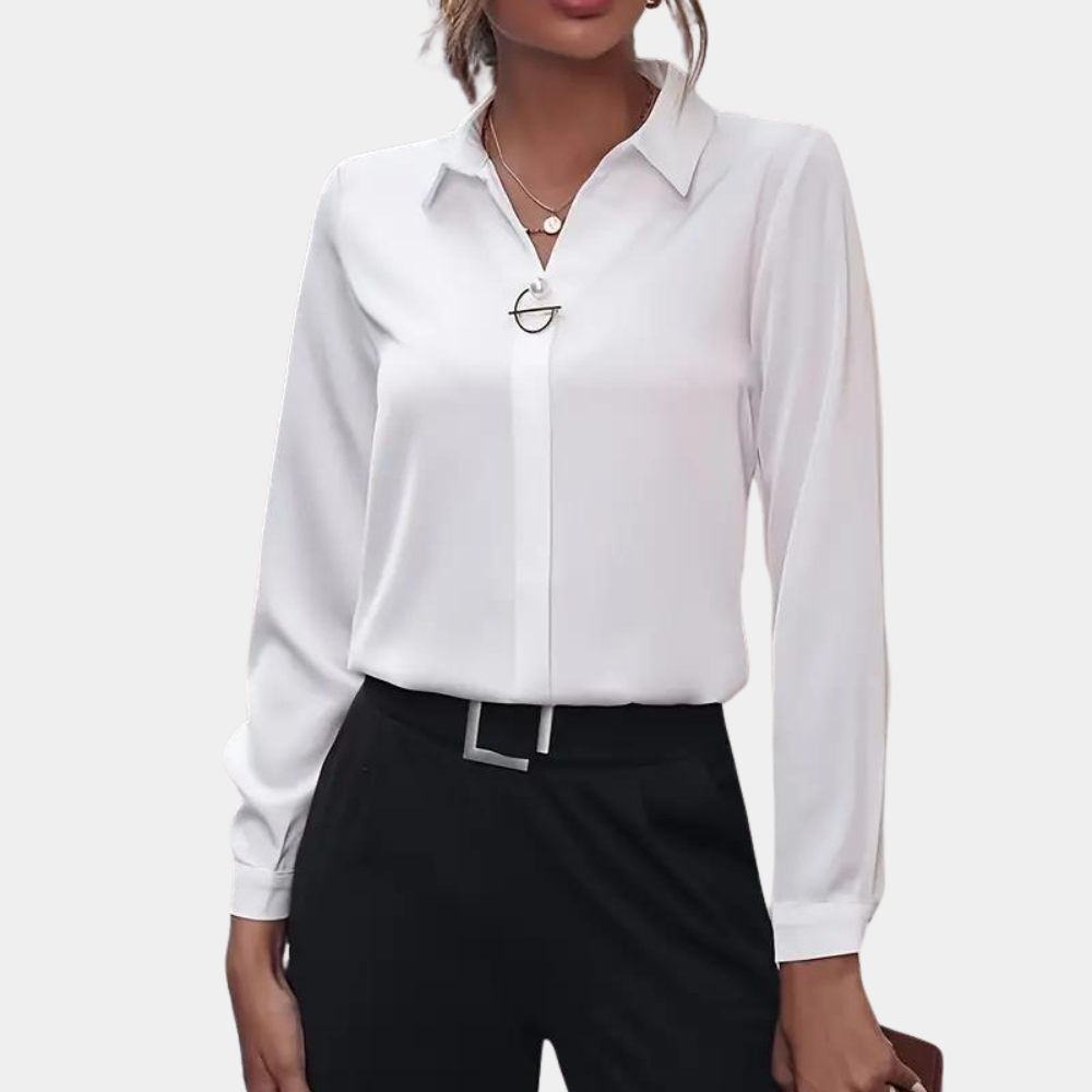 top blouses : Anastacia | Chemisier Femme Chic en Tissu Doux in Blanc van Seroa