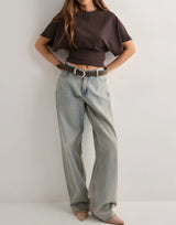 T-shirts pour femmes : Yvelise | T-Shirt Blanc Femme en Coton à Manches Amples in Marron van Seroa