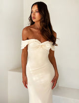 dresses : Bianca – Robe longue moulante en satin à épaules dénudées in van Seroa