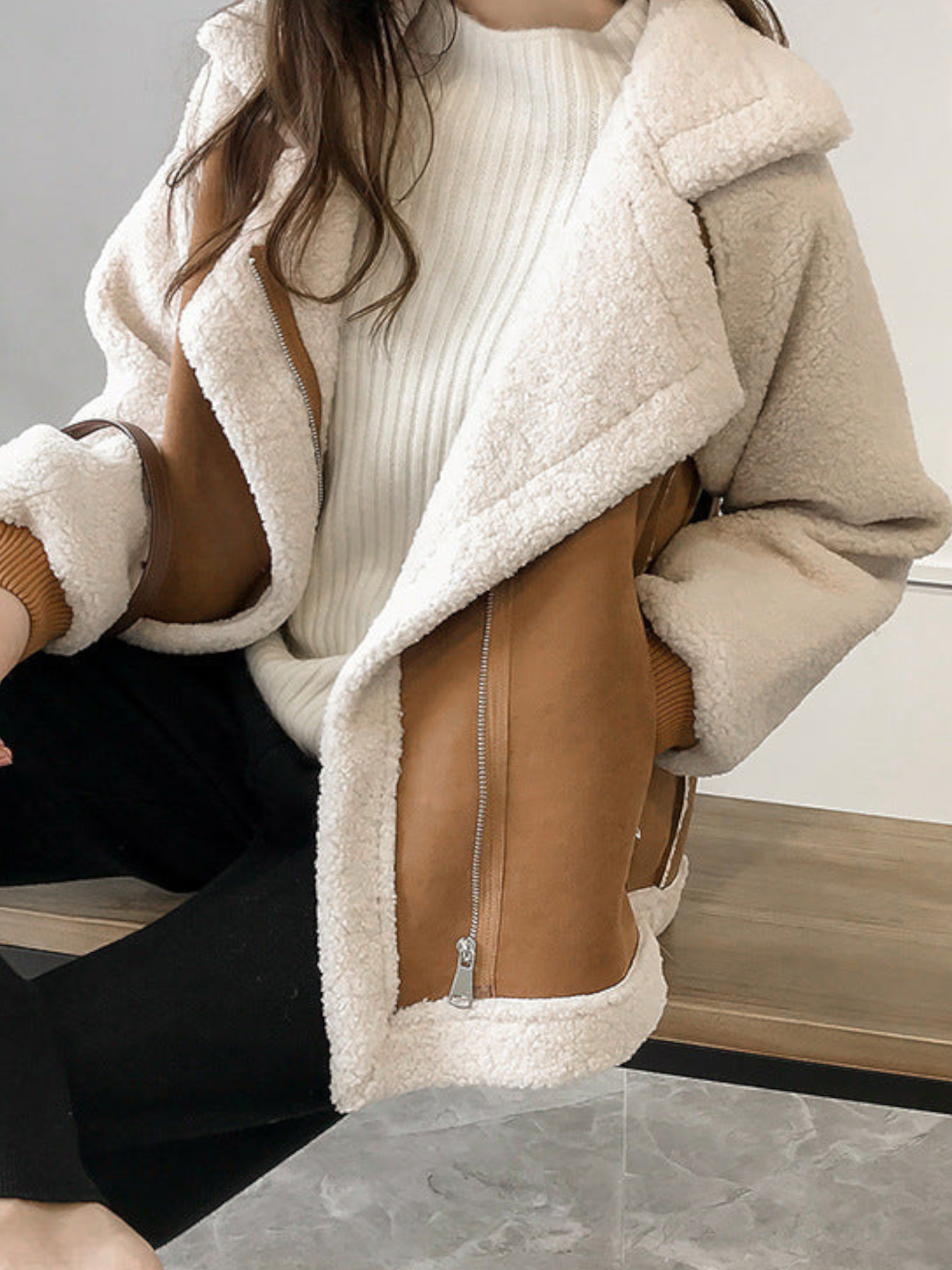 Laura | Veste Élégante Femme Col Pointu