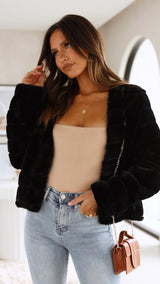 Veste Femme Élégante Courte Tendance 10