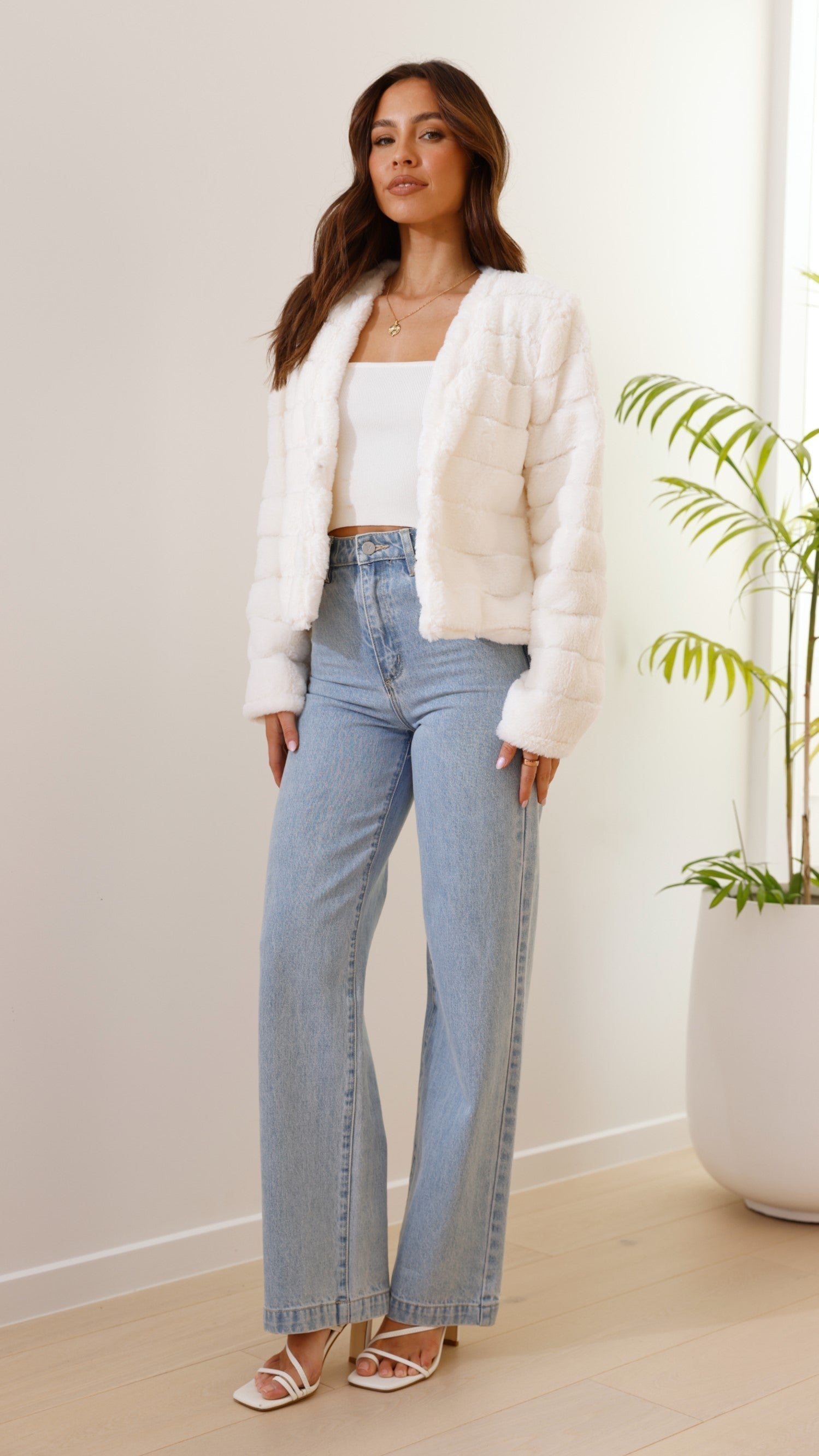 Veste Femme Élégante Courte Tendance 2