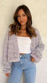 Veste Femme Élégante Courte Tendance 9