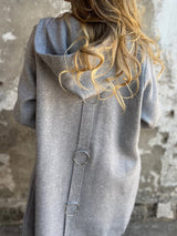 Veste Femme Élégante à Capuche 2