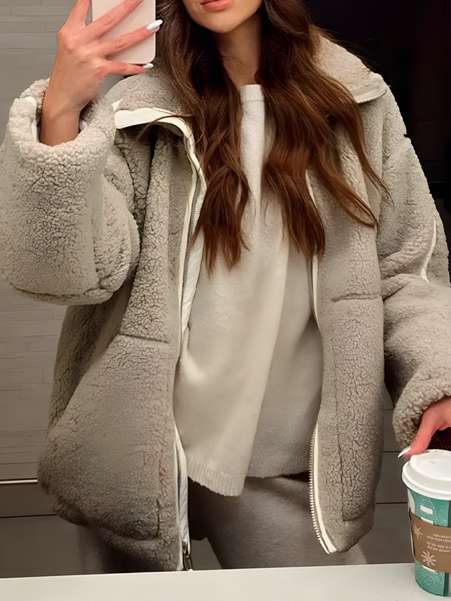 Amalia | Veste Femme Élégante en Peluche