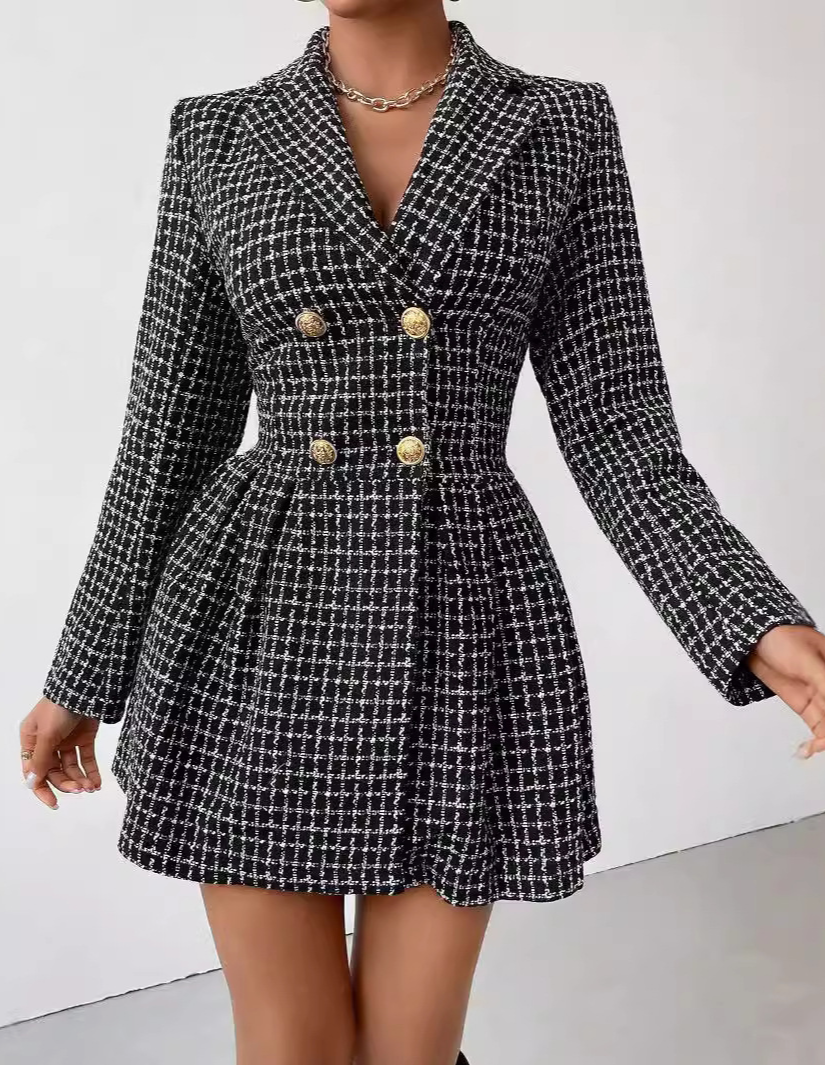other : Caria | Robe à col en V pour femmes in Noir van Seroa