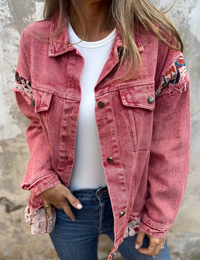 Bunte Patchwork-Damenjeansjacke Lässig Mehrfarbiger Denim