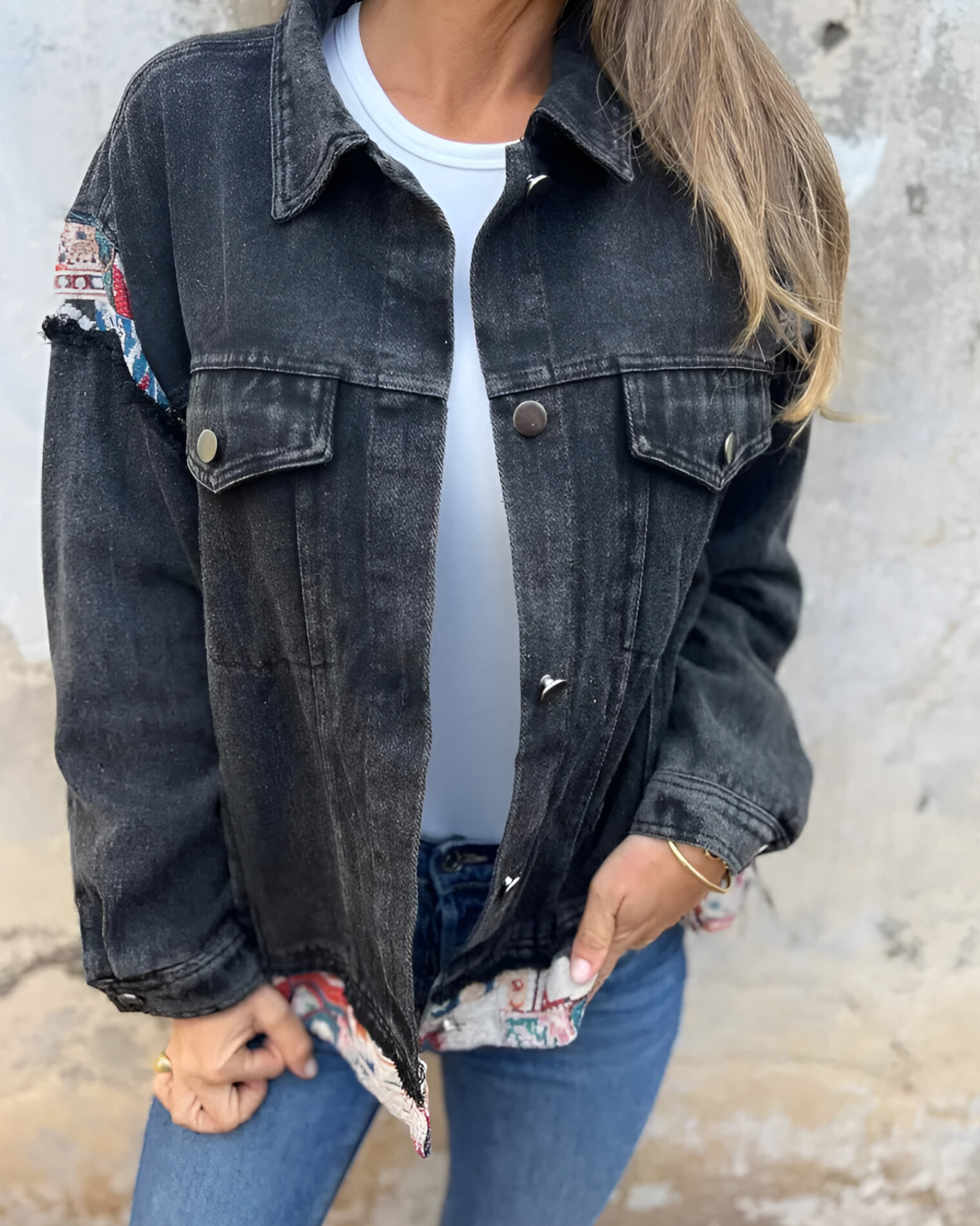 Casualowa damska kurtka jeansowa patchwork wielokolorowy denim
