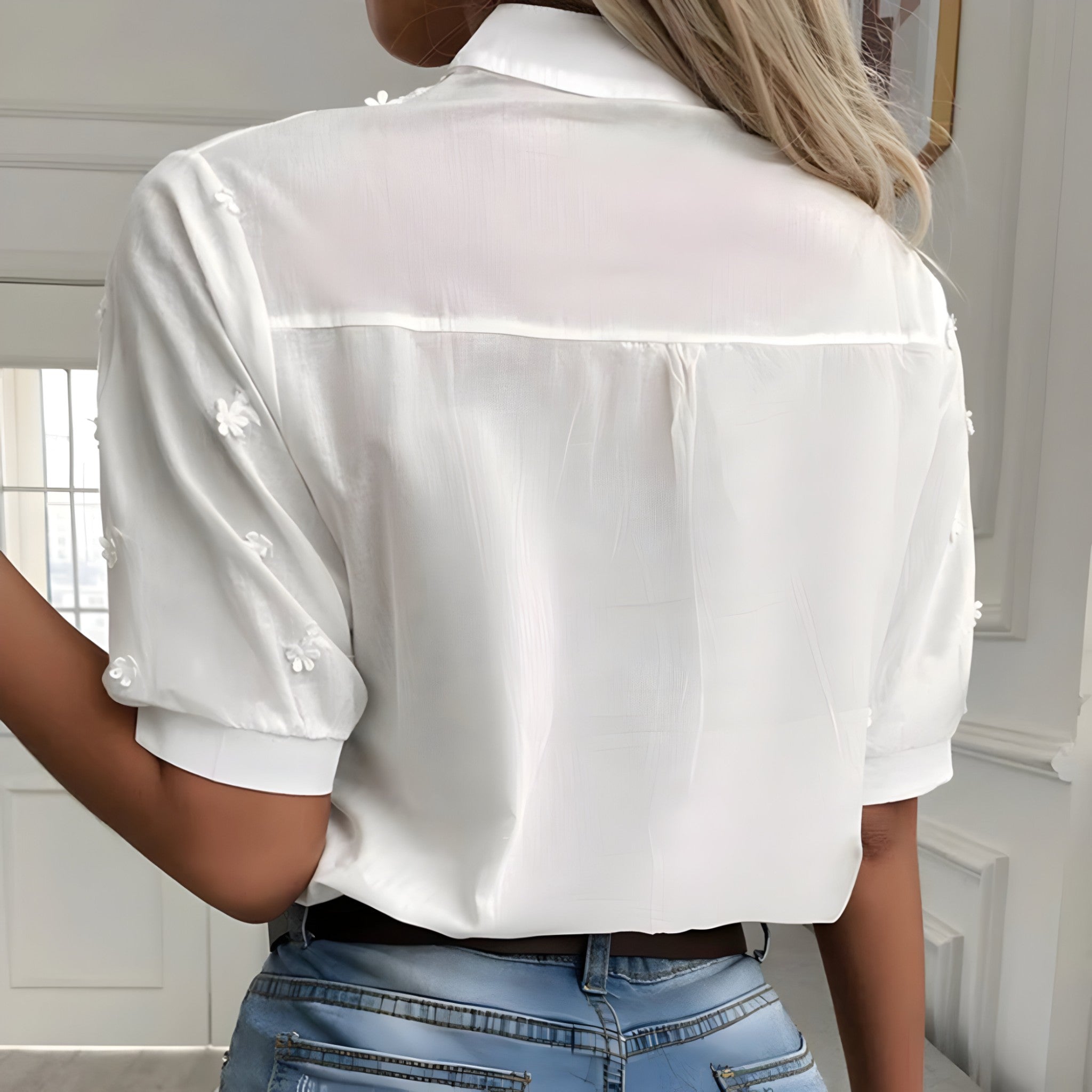 top blouses : Margot | Chemisier Détendu en Tissu Doux pour Femmes in van Seroa