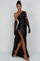 dresses : Valeria – Robe de soirée élégante en satin, asymétrique avec fente haute in van Seroa