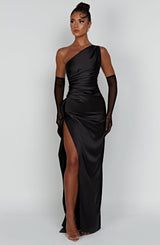 dresses : Isolde – Robe de Soirée Élégante en Satin, Asymétrique avec Fente Haute in Noir van Seroa