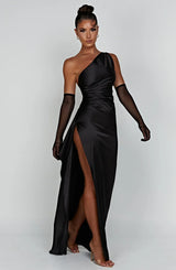 dresses : Valeria – Robe de soirée élégante en satin, asymétrique avec fente haute in van Seroa