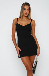 dresses : Ellie – Robe mini moulante minimaliste et épurée en tissu stretch in Noir van Seroa