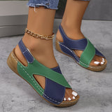 sandals : Lucy - Sandales à semelles compensées confortables avec soutien de la voûte plantaire in Vert van Seroa