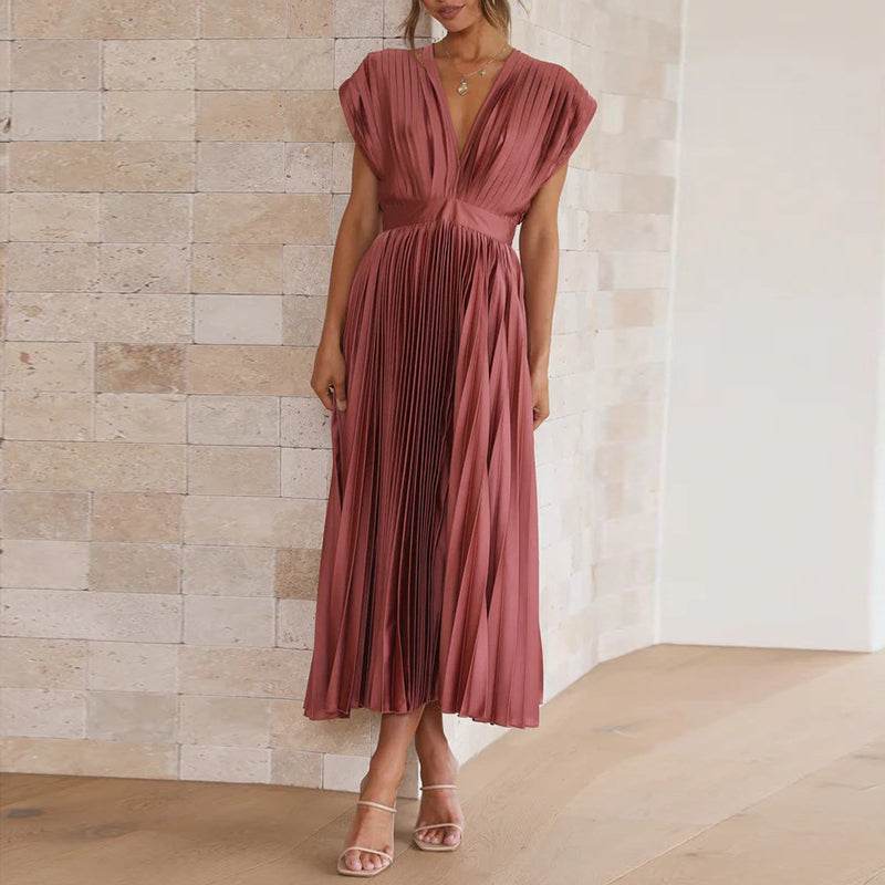 dresses : Isabelle – Robe Midi Élégante Plissée Sans Manches à Décolleté V in van Seroa