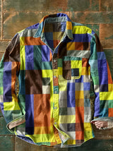Elegant blouse with a handy pocket for an effortless, stylish look