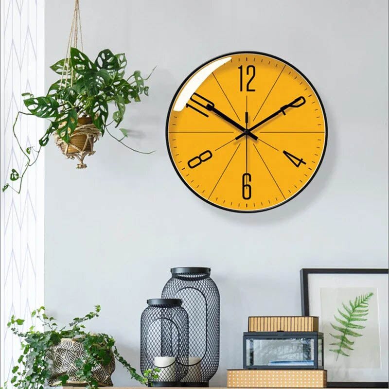 Marcia - nowoczesny zegar ścienny o eleganckim minimalistycznym designie