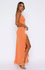 dresses : Sienna – Robe longue de soirée élégante avec volants et fente haute in van Seroa