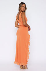 dresses : Sienna – Robe longue de soirée élégante avec volants et fente haute in van Seroa