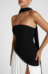 Langes Kleid mit Schlitz für Damen mit Korsett, elegant und modern, für