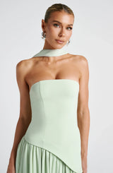Langes Kleid mit Schlitz für Damen mit Korsett, elegant und modern, für