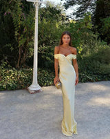 Robe longue satinée jaune moutarde femme, épaules dénudées, pour