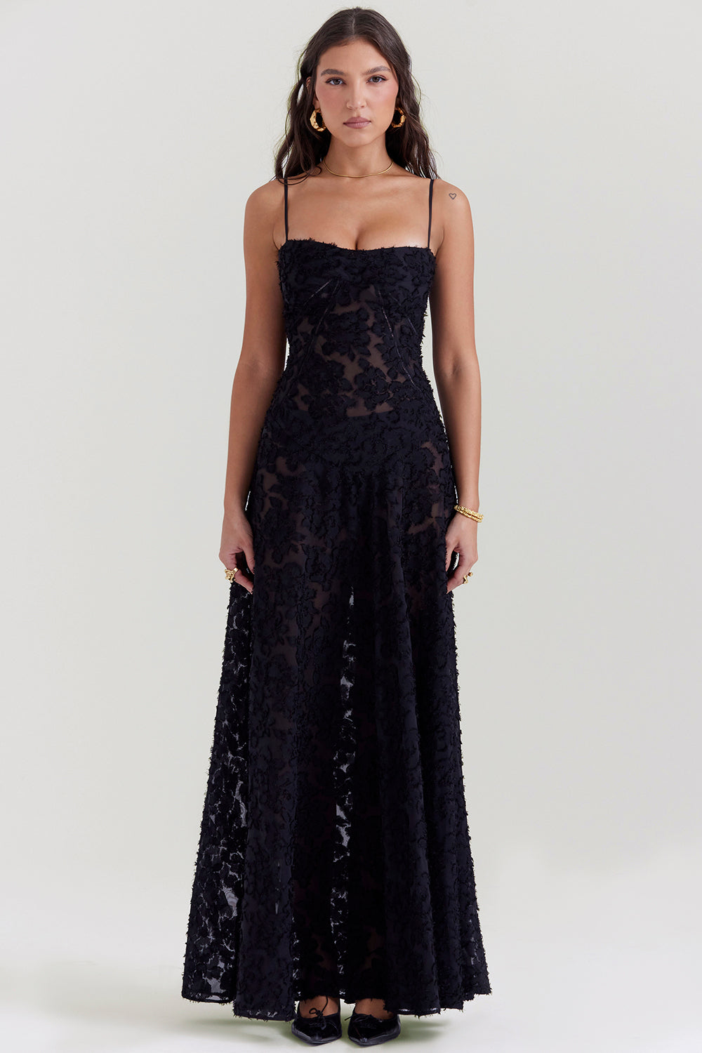 dresses : Genesis – Robe longue romantique à fines bretelles, florale et transparente in van Seroa